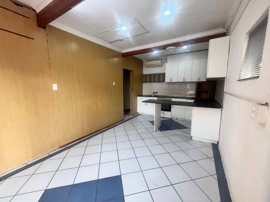 To Let 1 Bedroom Property for Rent in Groeneweide Park Western Cape